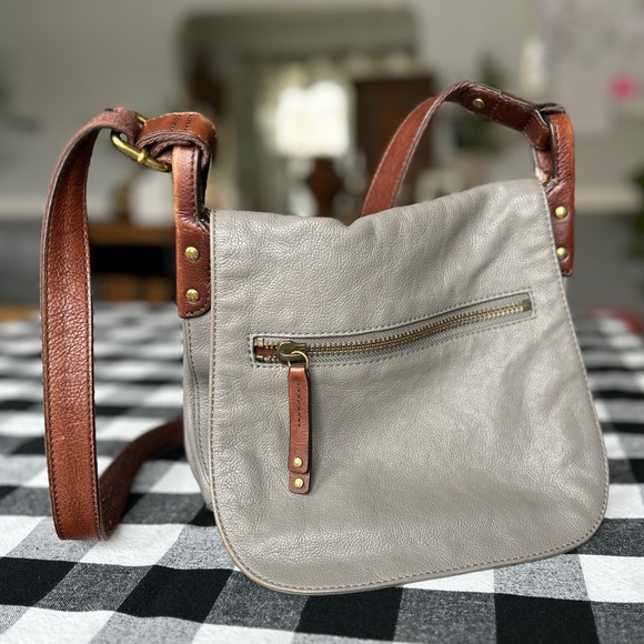 Fossil Crossbody Bag - Picture 3 of 14